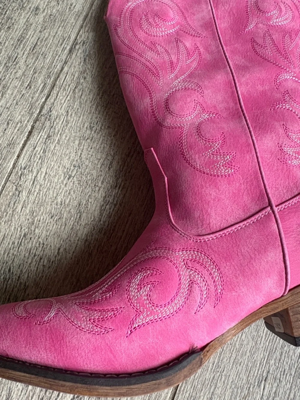 Roper Women's Pink Western Faux Suede Cowboy Boots - Picture 11 of 14